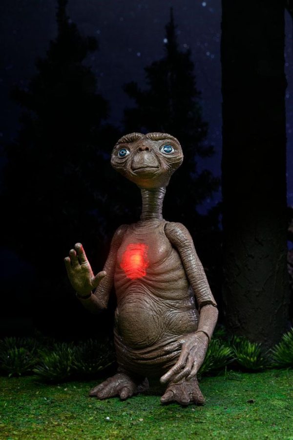 E.T. the Extra-Terrestrial Ultimate Deluxe