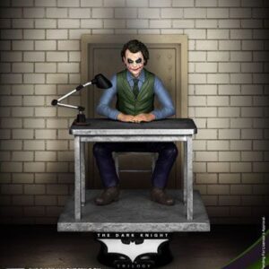 Joker DC Comics Diorama PVC Trilogia del Cavaliere Oscuro 16 cm